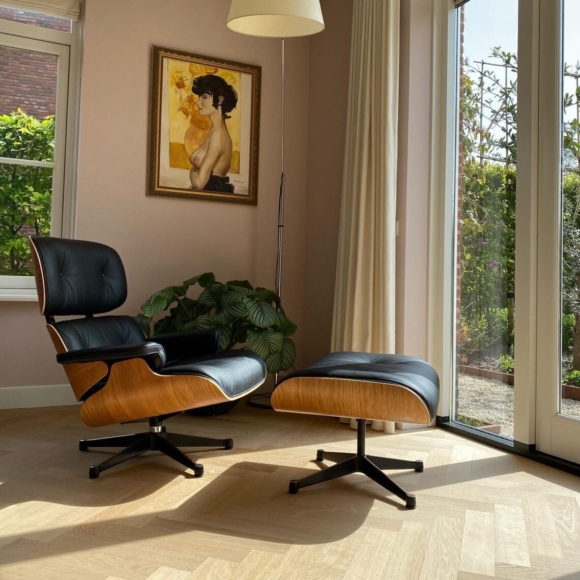 Top 15 Most Comfortable Mid Century Modern Lounge Chairs For Every Budget