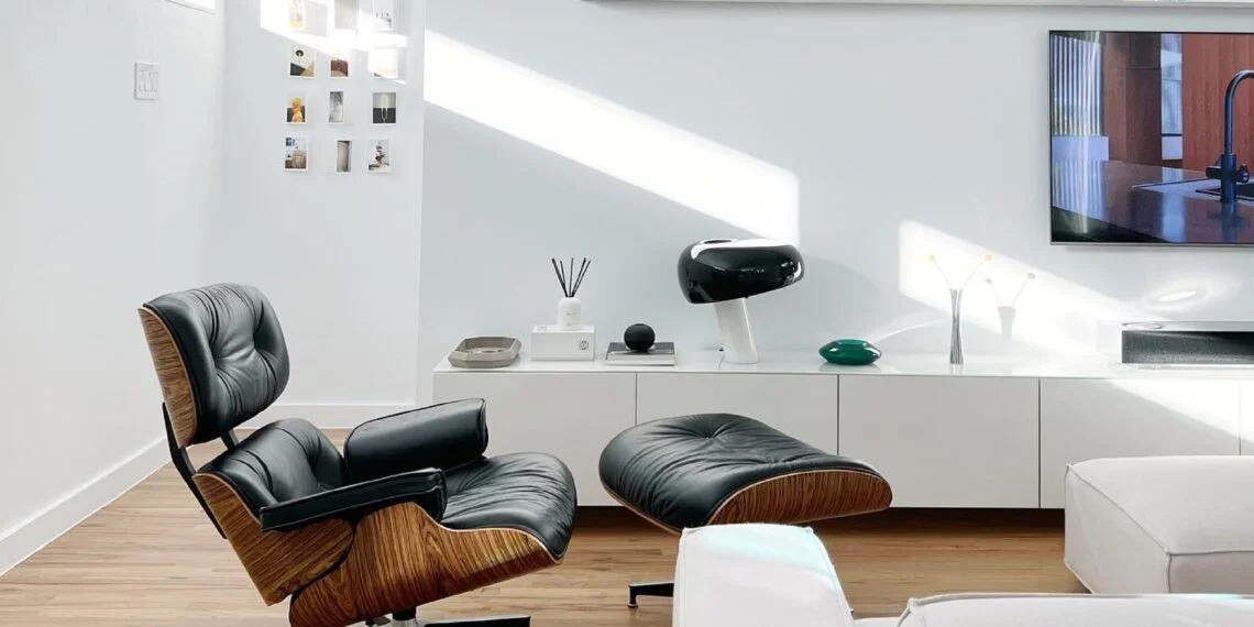 MCM 101: The 39 Most Iconic Mid Century Modern Chairs Everyone Should Know